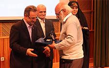 تقدیر از کنگره 60 در همایش سالانه روز ملی مددکار اجتماعی در ایران