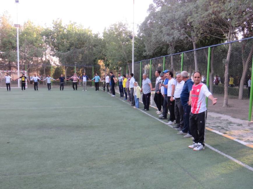 گزارش تصویری از فعالیت‌های ورزشی مسافران کنگره۶۰ در پارک شهدای شهرداری اصفهان 