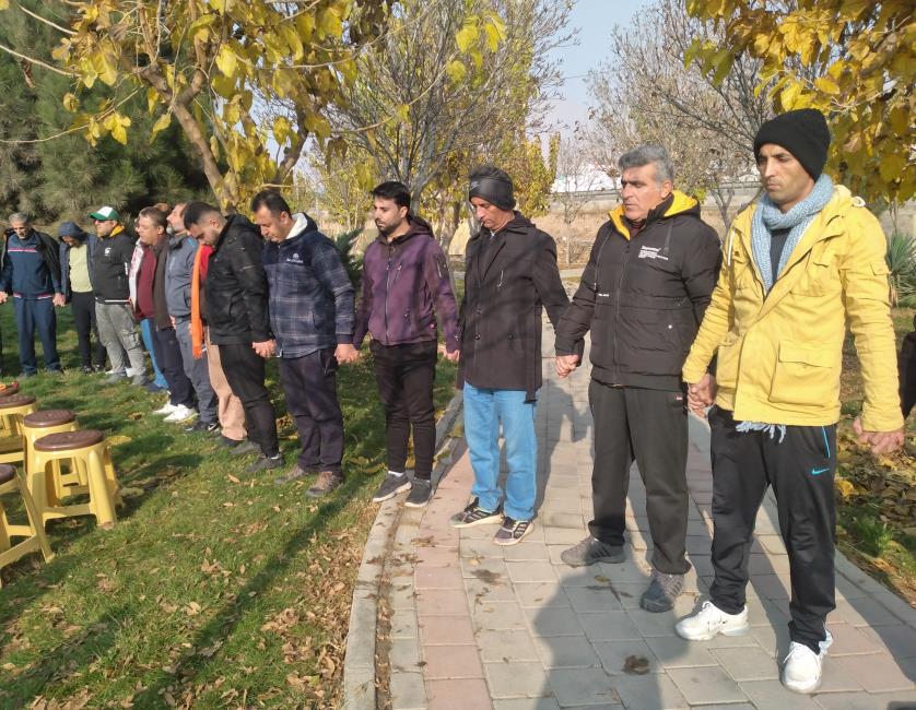 بی‌مایه فطیر است!