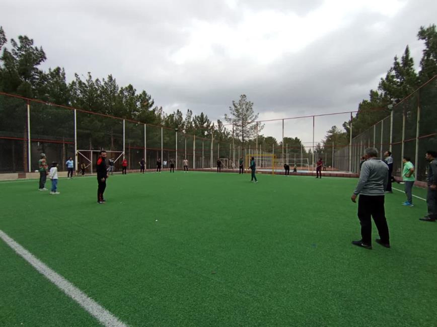 گزارش تصویری فعالیت ورزشی مسافران نمایندگی بیرجند در پارک کاجستان 1403/01/24