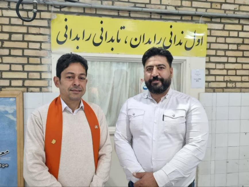زبان سرخ سر سبز را بر باد می دهد