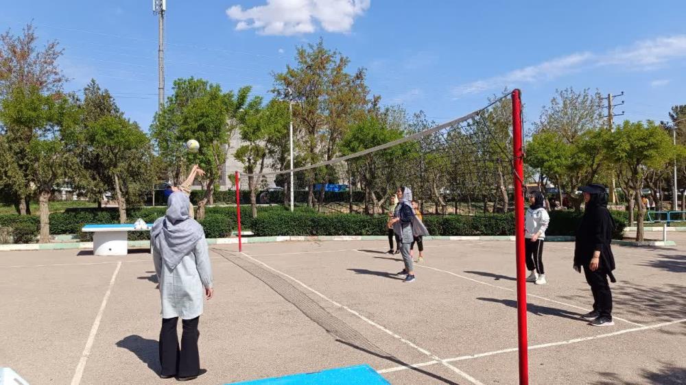گزارش تصویری فعالیت های ورزشی همسفران نمایندگی ایران در پارک لاله