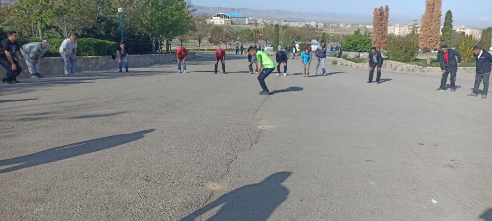 گزارش تصویری از فعالیت های ورزشی بوستان نشاط قوچان 