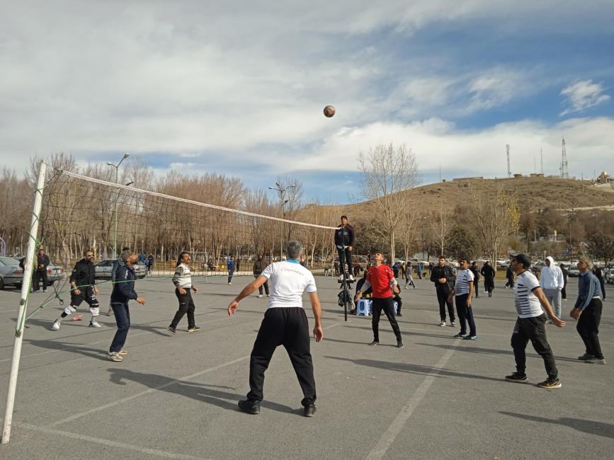 گزارش تصویری از ورزش مسافران کنگره ۶۰ در نمایندگی پارک ملت شهرکرد