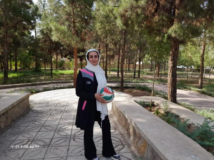جهان بر پایه اضداد است