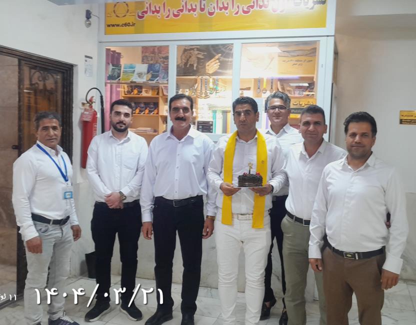 برای رسیدن به تعادل از مسیر آداب  باید عبور کنیم