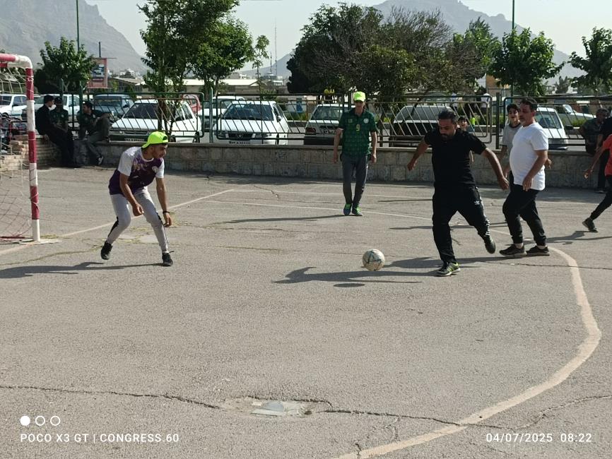 گزارش تصویری از ورزش مسافران در پارک پیروزی.
