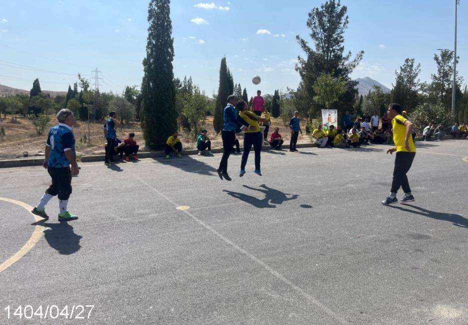 گزارش تصویری از فعالیت ورزشی پارک باهنر اراک 
