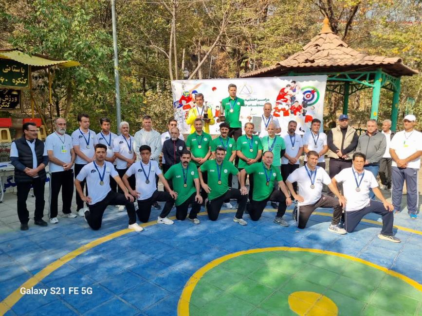 گزارش تصویری از فعالیت های ورزشی مسافران و همسفران آقا در پارک طالقانی تهران