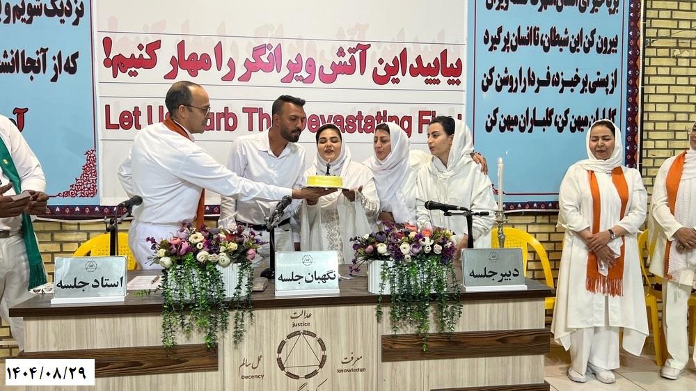 سی دی نوشتن در ضلع درمان به روان ما کمک می‌کند 