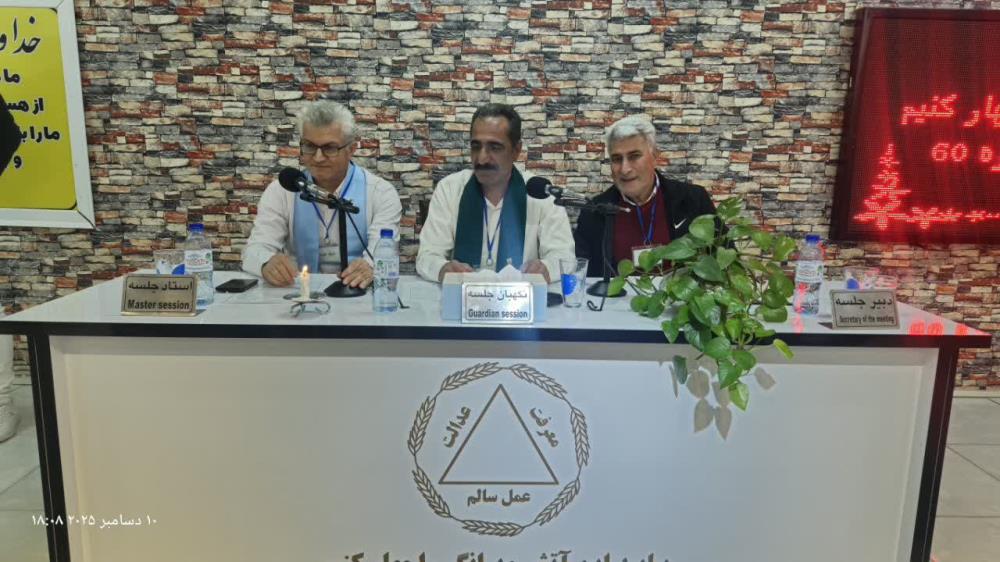 خدمت بدون عشق معنا ندارد