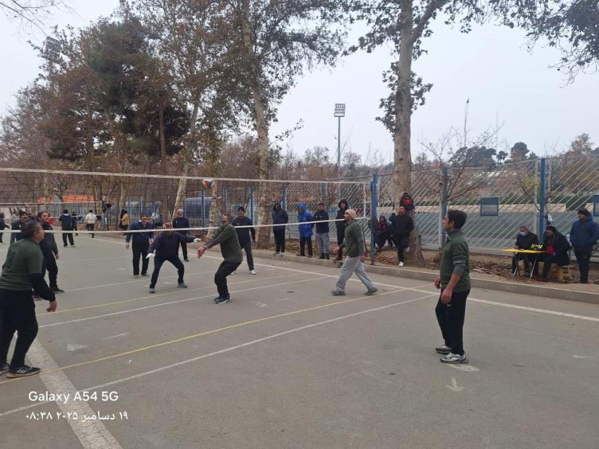 جمـــعــه ورزشـی در پارک چمـــران کــرج