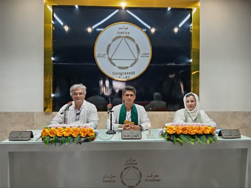 ما در هیچ کجا اساتیدی مثل اساتید کنگره ۶۰ نمی‌توانیم پیدا کنیم